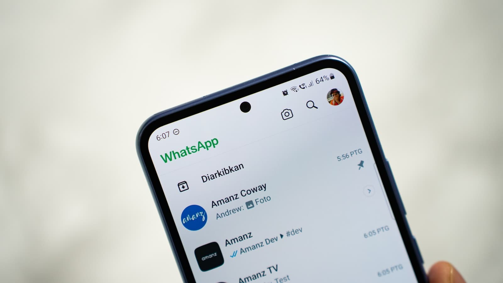 WhatsApp Business API vs. número personal: cuál usar en tu clínica